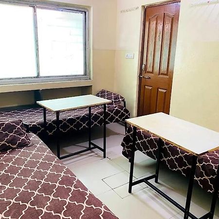 Aashiyana Boys Hostel Indore Esterno foto